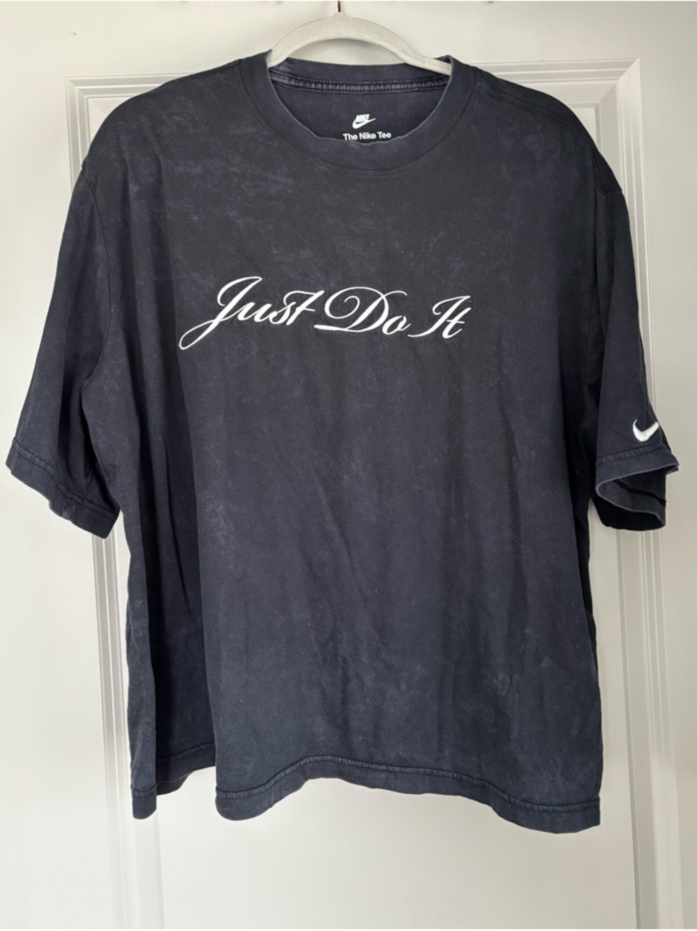 Nike Black 'Just Do It' Script Short Sleeve Tee. Unisex. XL. Loose Fit.